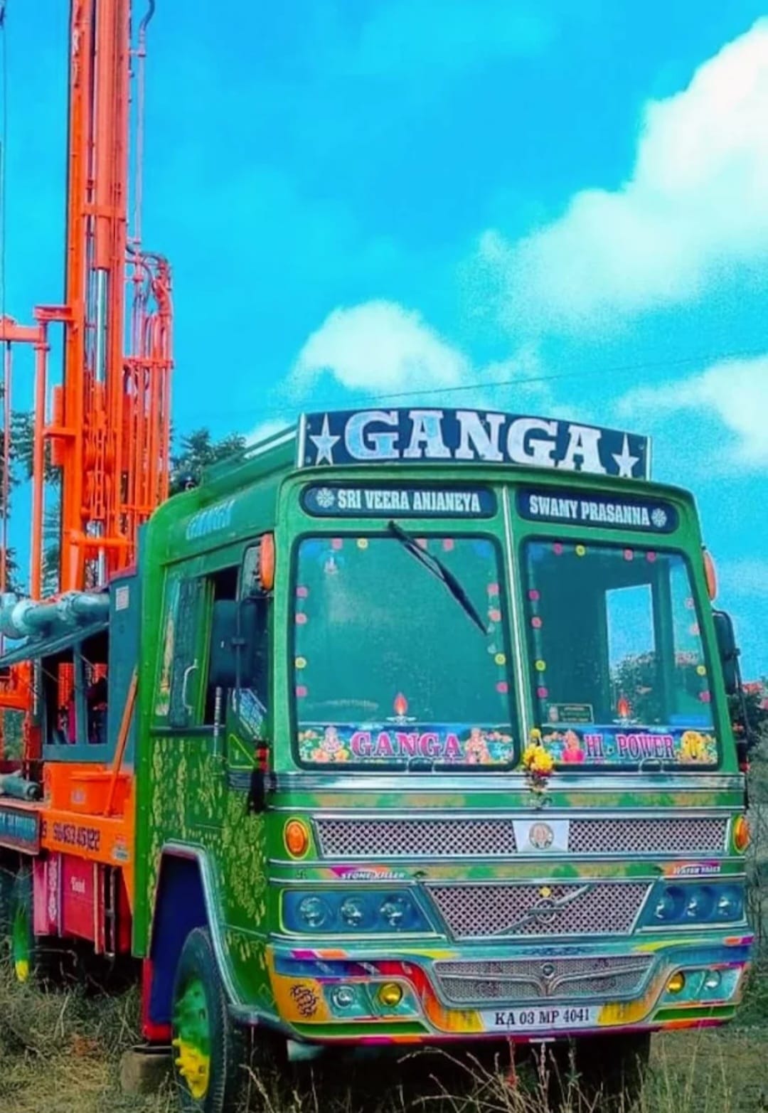 Heavy duty borewell drilling rig operating on site